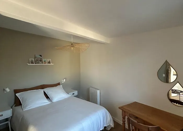 La Petite Maison Et Jardin Craponne